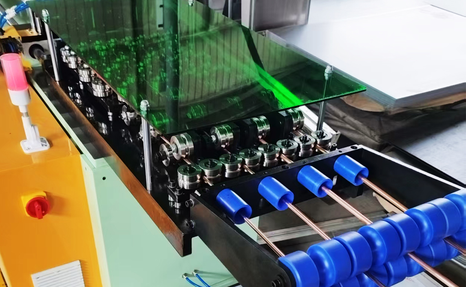 SC-4-1000A Automatische buisrichtmachine zonder spaanders SC-4-1000A Automatische buisrichtmachine zonder spaanders