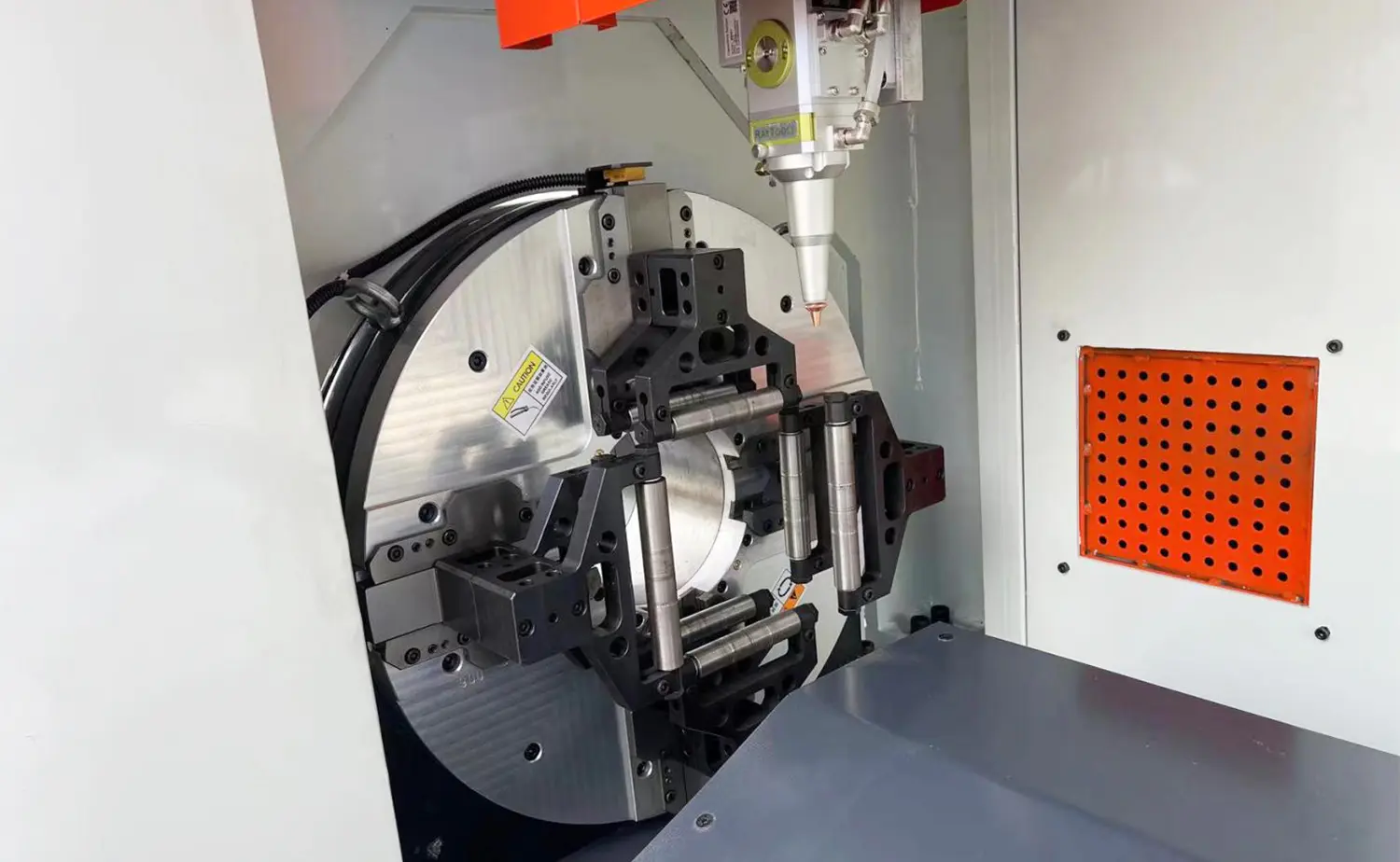 MCJG160 Zeer nauwkeurige laserbuissnijmachine MCJG160 Zeer nauwkeurige laserbuissnijmachine
