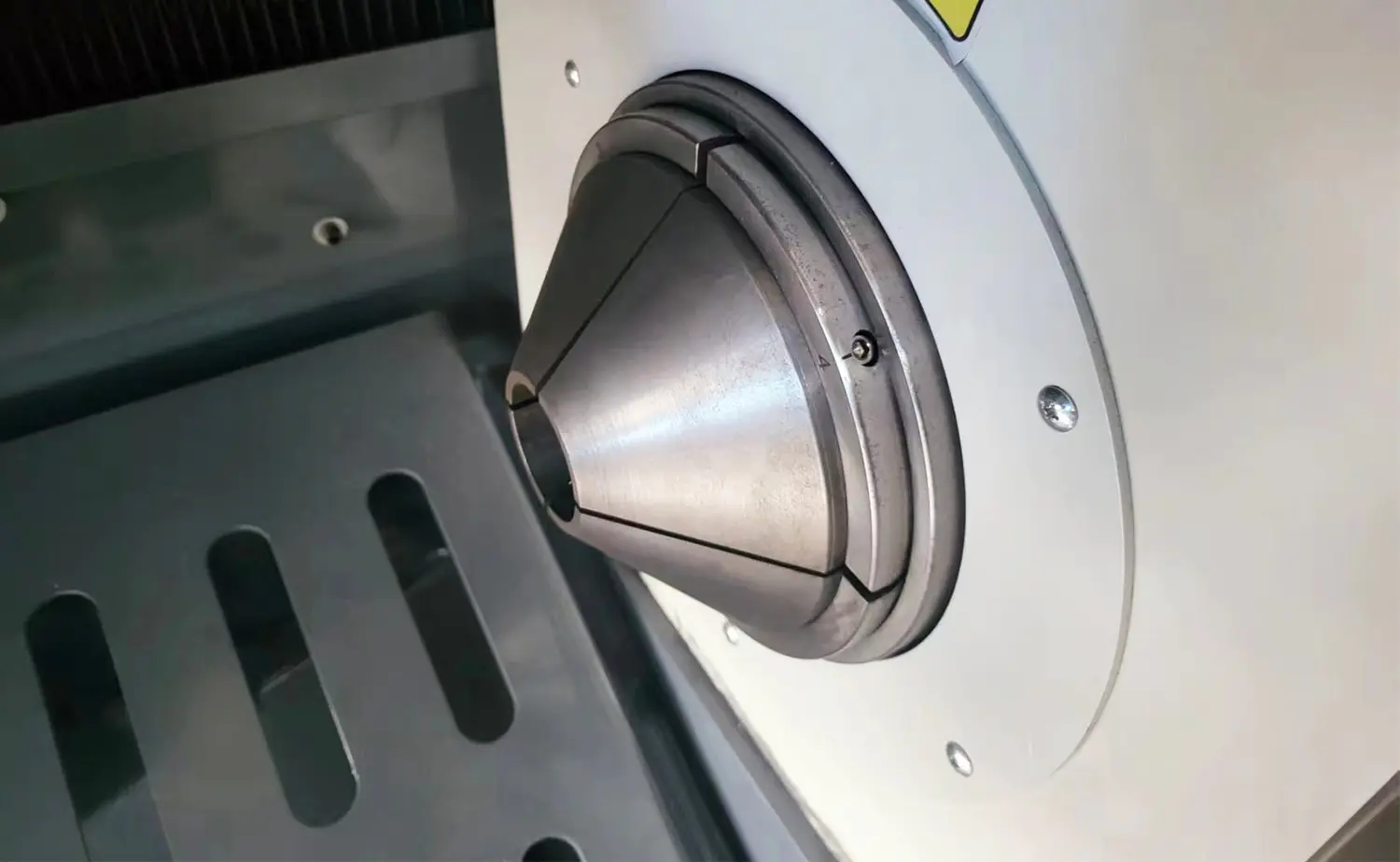 MCJG160 Zeer nauwkeurige laserbuissnijmachine MCJG160 Zeer nauwkeurige laserbuissnijmachine