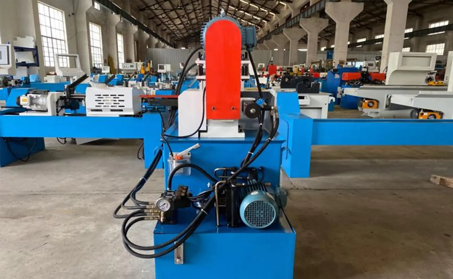 EF PV2-serie afschuinmachine met enkele balhoofdbuis voor metalen buizen EF PV2-serie afschuinmachine met enkele balhoofdbuis voor metalen buizen