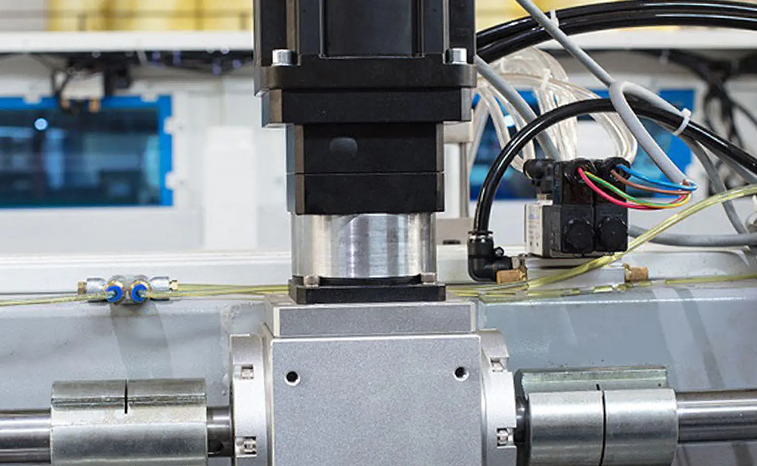Hoge precisie die volautomatische conische buisreduceermachine vormt Hoge precisie die volautomatische conische buisreduceermachine vormt