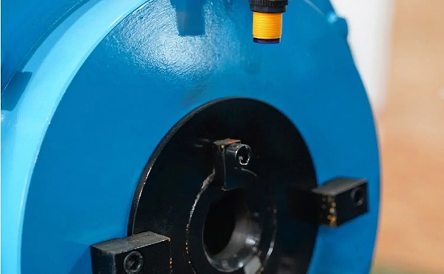 Hoge precisie die volautomatische conische buisreduceermachine vormt Hoge precisie die volautomatische conische buisreduceermachine vormt