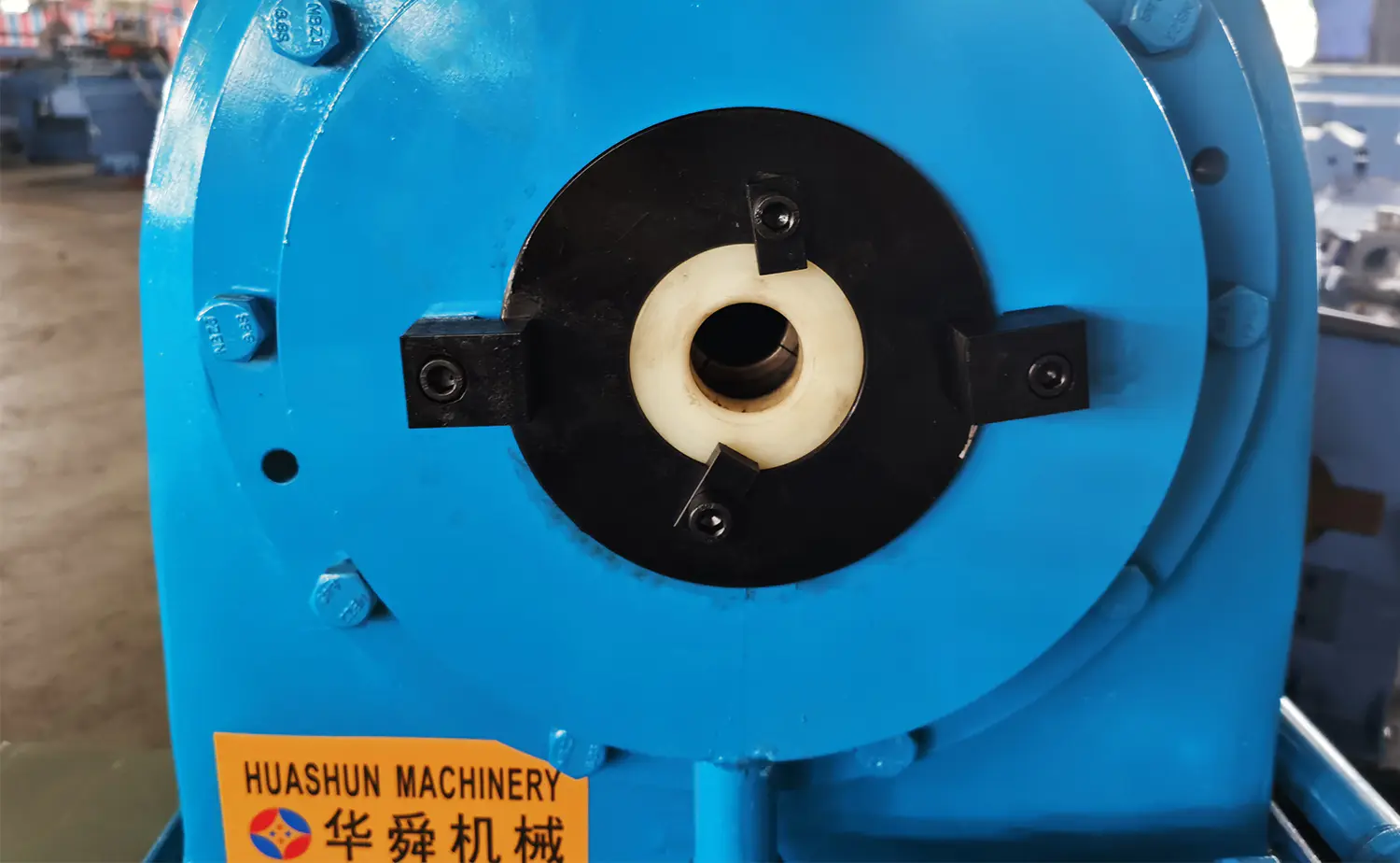 ZTM-50/60/76/114 Multi-materiaal toepasbare semi-automatische conische buisreduceermachine ZTM-50/60/76/114 Multi-materiaal toepasbare semi-automatische conische buisreduceermachine