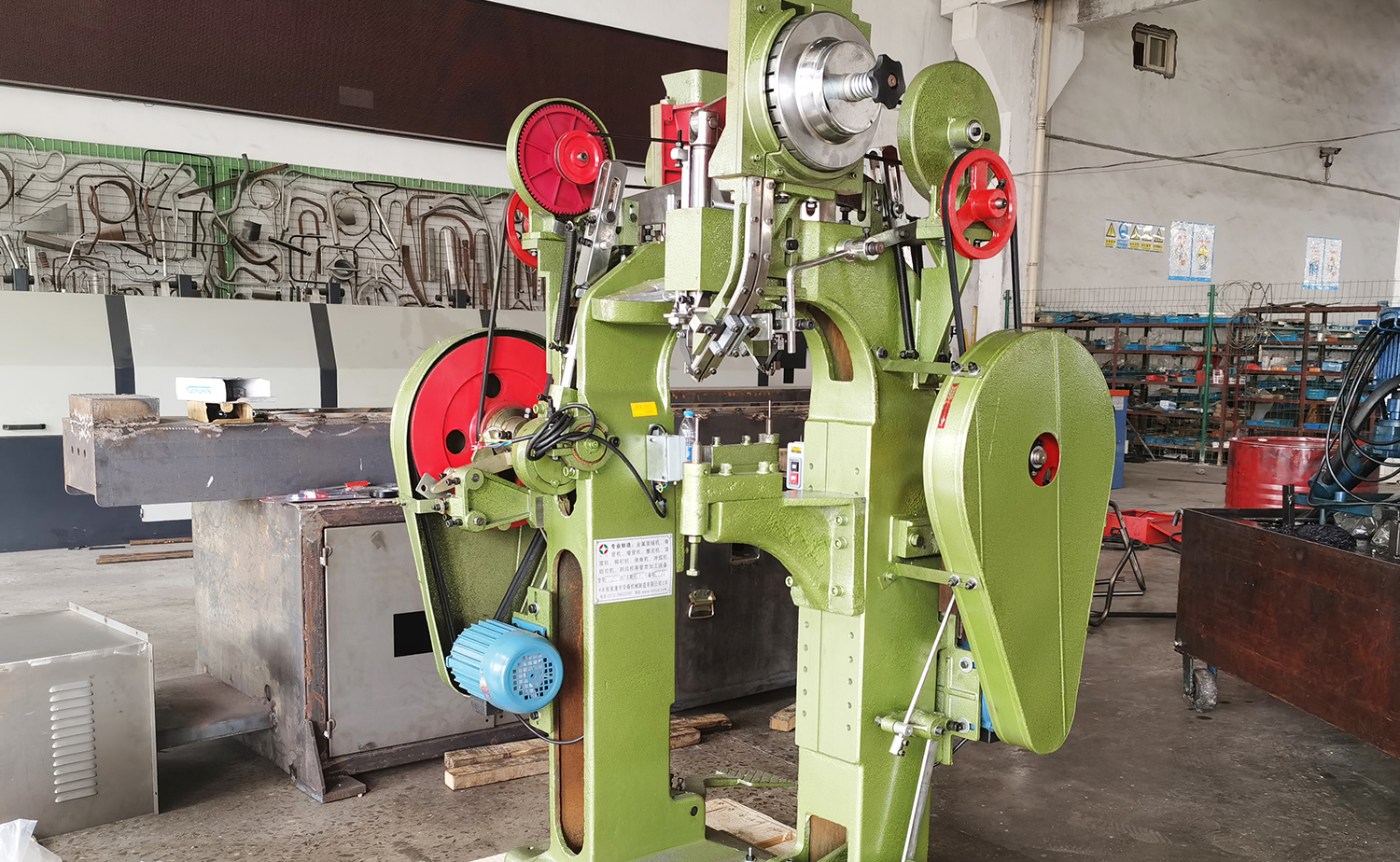 SX-60 automatische invoer-impact-klinkmachine
