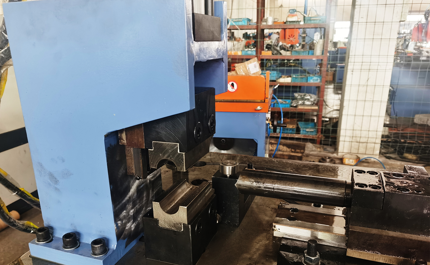 CH50 Buisinkepingsmachine CH50 Buisinkepingsmachine